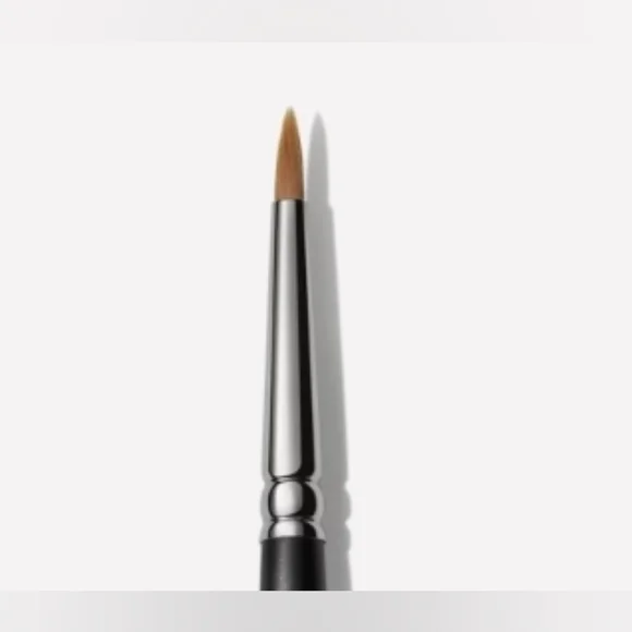Mac Makeup 209S Eye Liner Brush | Synthetic Bristles | Brand New | Authentic - Picture 2 of 8